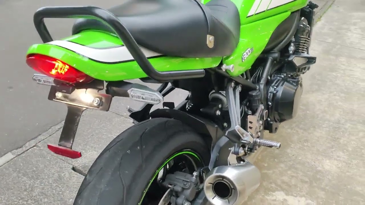 71029 Z900RSカフェ - YouTube