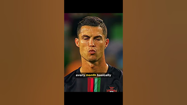 "Ronaldo Scores & Wins 100K?! Football or Jackpot? #RonaldoShorts##FootballShorts
