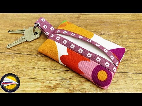 Video: DIY Mini-knižná Kľúčenka