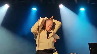 Jimmie Vaughan Behind the head solo at Minglewood Hall, Memphis, TN 8-12-2023