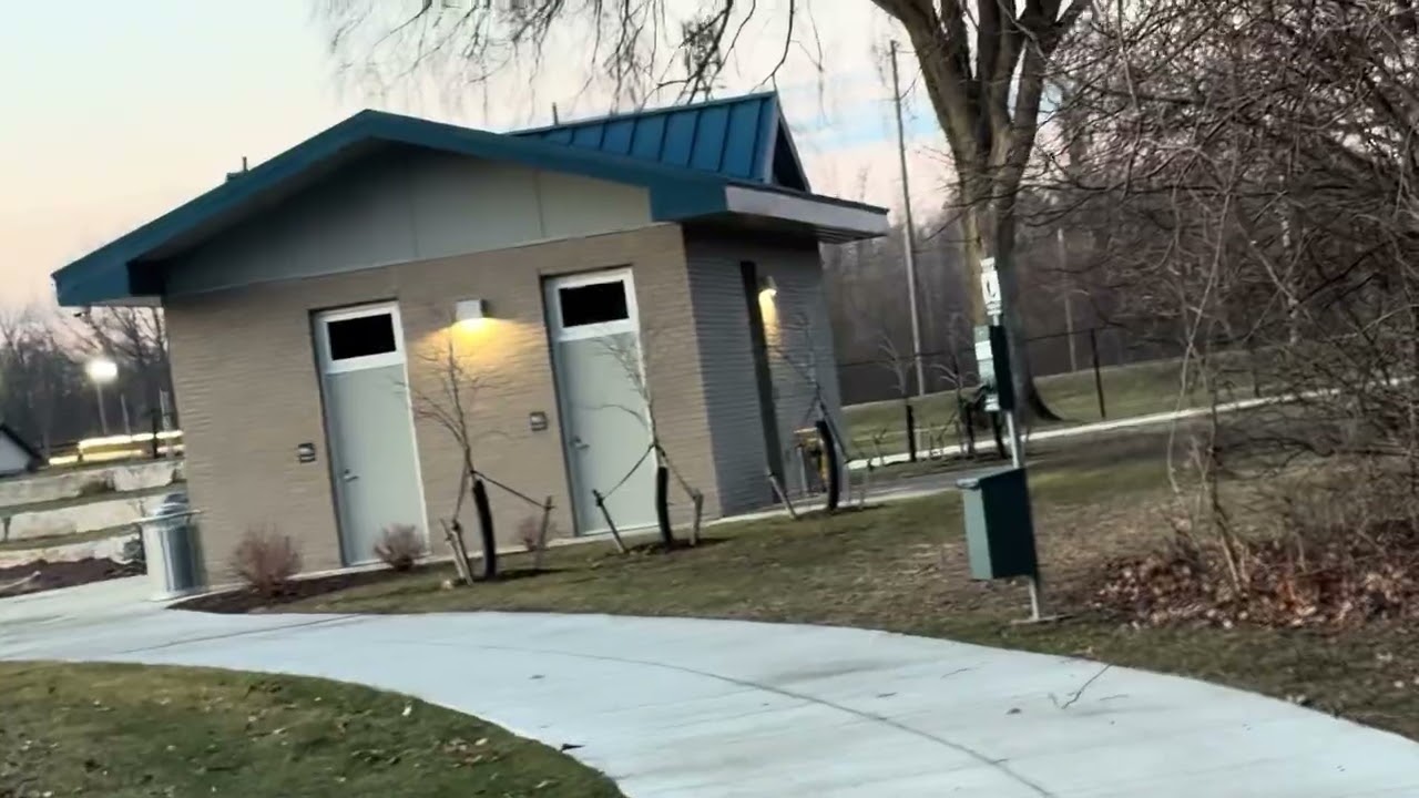 The newly renovated beech woods park, Southfield Oaks