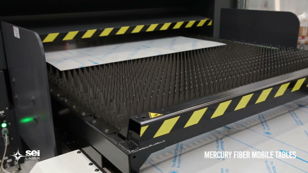 Mercury Fiber par Sei laser : tables mobiles motorisées