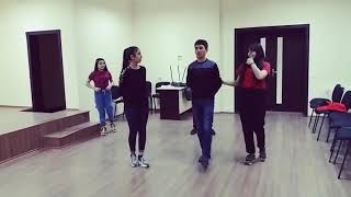 Gencler Evi. Əşqdən Parça