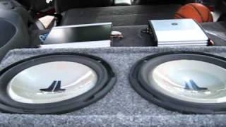 jl audio w1v2 12