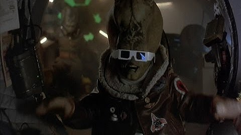 Spaced Invaders (1990) | Horror Bites