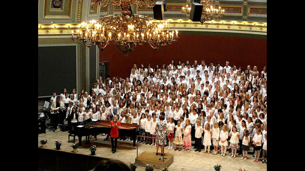 Veronica Maggio och Uppsalas musikklasser, maj 2011