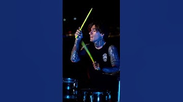 ADELE + EYE OF THE TIGER MASHUP