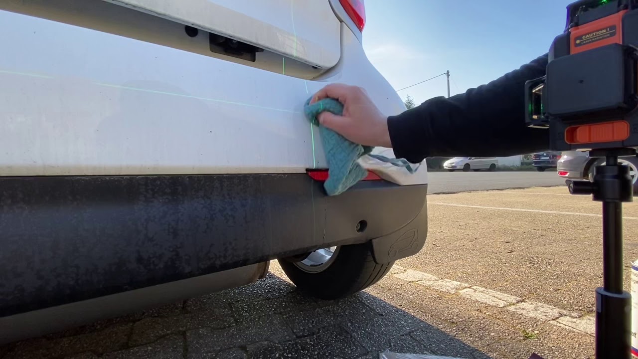 Aufkleber Anbringen Auto