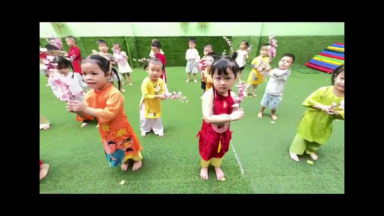 trường mầm non Quỳnh Hương - clip đồng diễn văn nghệ của các bé khối nhà trẻ, mầm, chồi
