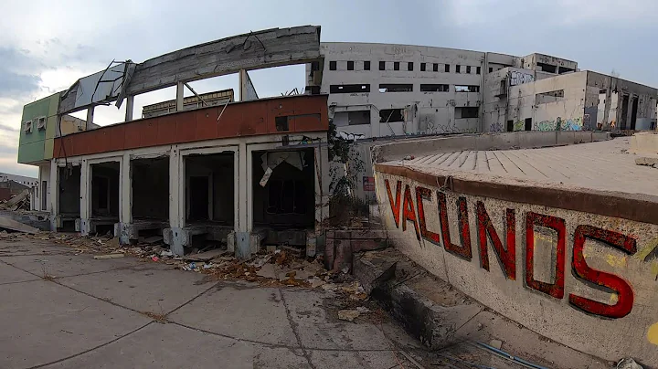 Entramos a un Matadero abandonado |4K| Urbex chile...