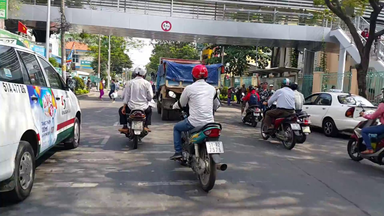 Trường cao đẳng nghề du lịch Sài Gòn/347 Nguyễn Thượng Hiền Q.10