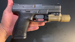 CZ P10C / ยืม ปืนพกที่ว่ากันว่าทำมาแข่งกับ Glock G19 ไกรู้สึกดีกว่า ด้ามก็ดีกว่า