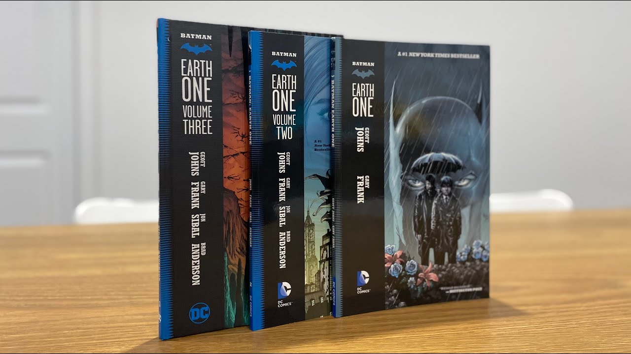Batman Earth One Complete Collection Unboxing