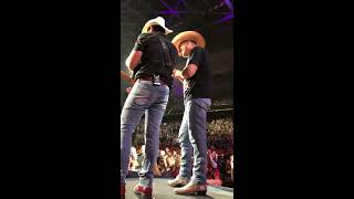 Download Lagu Brad Paisley Dustin Lynch Download Lagu Brad Paisley Dustin Lynch