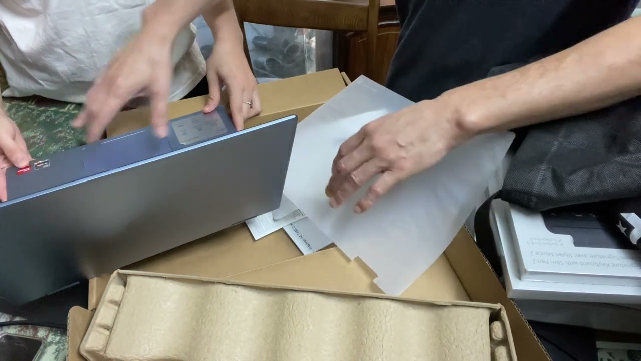 Khui thùng Dell Inspiron 7435. Lh 0902686969