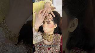 #foundationtutorial #makeup #arabianmakeupstudio #wedding #freebeautationcourse #eyemakeup