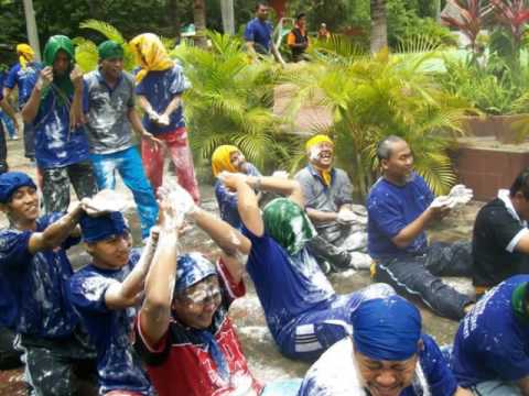 0822.4558.2777-|-outdoor-team-building-games-picnic-at-batu-malang