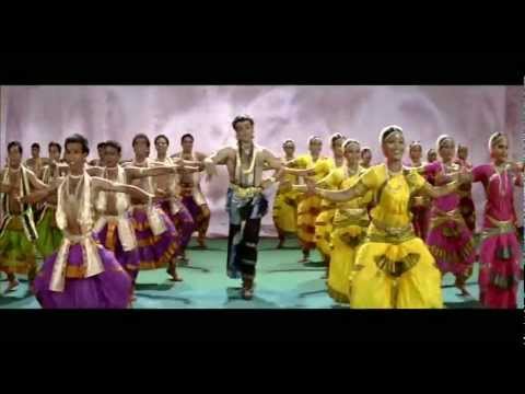 INNISAI ALAPEDAIYE