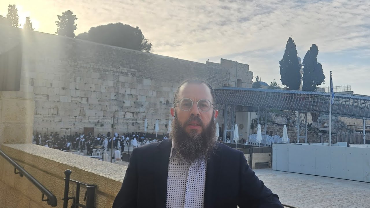 The Alter Rebbe's sniffing box. Parashat Vayikra. Rabbi Dovid Katz CWH