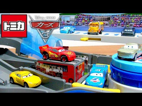 Cars 3 Tomica Racing 2 Race Circuit Toy Mini Car - YouTube