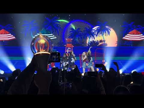 STAYC - Stereotype - Rosemont Theater - 231013