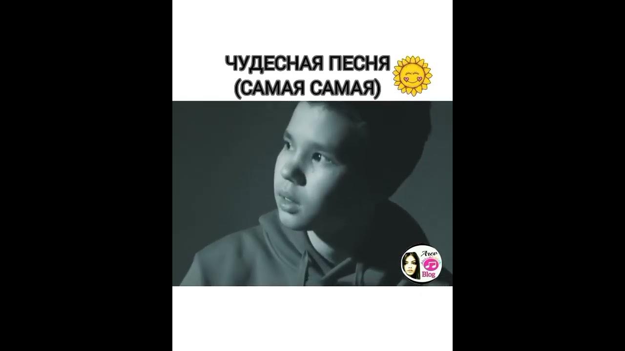 красивые зубы. улыбка ая у нее. ай ай ай мем.