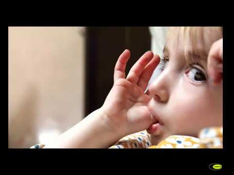 Как отучить ребенка от сосания пальца