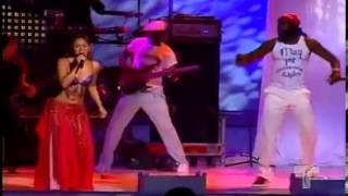 Shakira   Hips Dont Lie   Live Latin Billboard Music Awards 2006