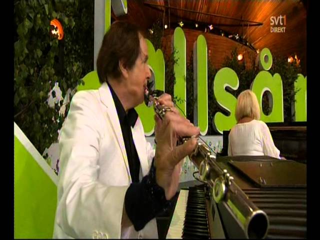 在 YouTube 上观看 Sommar'n Som Aldrig Säger Nej - Wille Crafoord & Magnus Carlsson