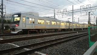 東京メトロ13000系  13111編成   38S   普通 竹ノ塚行き   ノロノロ運転