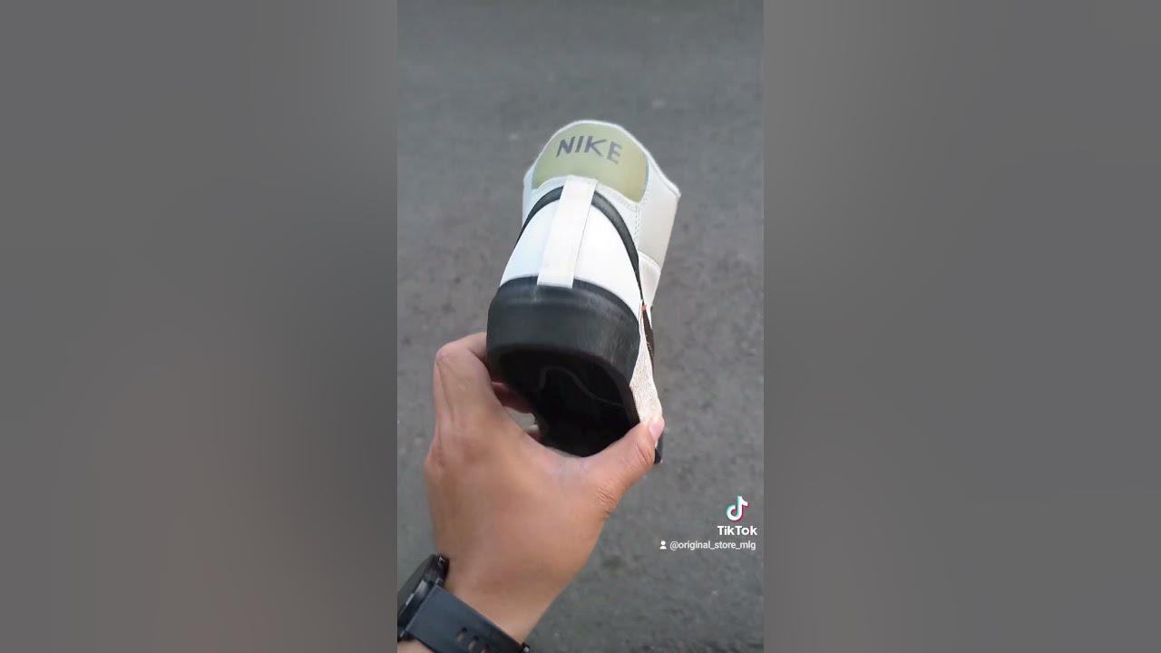 nikeblazermid