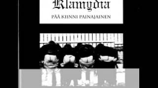 Video thumbnail of "Klamydia - Kellokorttielämää"