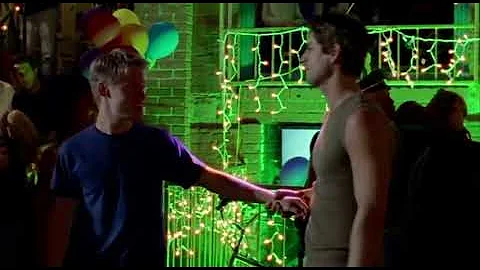 QUEER AS FOLK S2 EP.4 "PRIDE": BRIAN AND JUSTIN DANCE AT PRIDE!