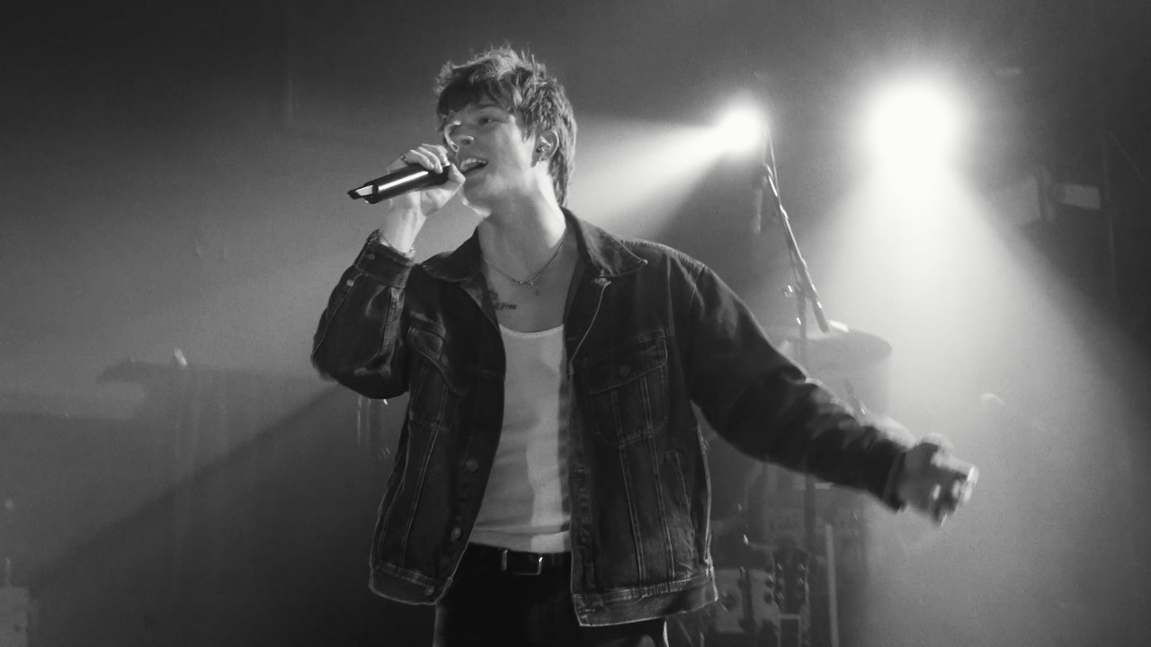 Alex Sampson - Pretty Baby (Live from Toronto)