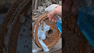 Iron Pulley Wheel: Vintage Industrial Finds!