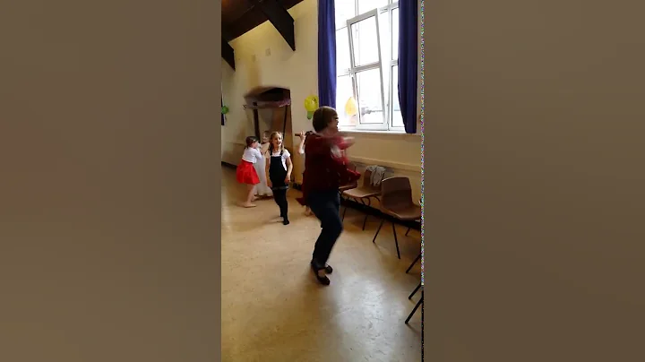 Dancing nanna