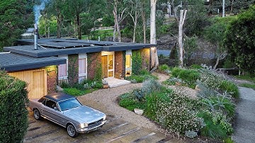 2 Fossickers Way, WARRANDYTE