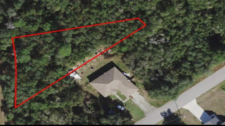 OAK CIRCLE, OCALA, FL Presented by Sherell Joseph ...
