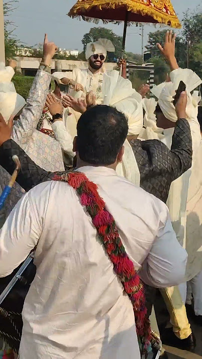 Sauda Khara Khara X Baraat Dhol 😻 #wedding #baraat #weddingdhol #bhaikishaadi #saudakharakhara