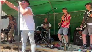 WILEY FOX LIVE AT THE BULL OF THE WOODS, BUNGAY JUNE 21ST 2025 - GET OFF OF MY CLOUD