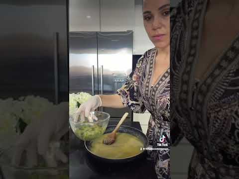 مفروكه بالفستق الحلبي والقشطة
