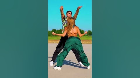 How many spins did I do?! 😜 @MattSDance  #shuffle #shuffledance #footwork