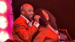 BELINDA of MIDNIGHT STAR  STEALS THE SHOW w/ UNFORGETTABLE SHOW, Plays ALL THE CLASSICS!