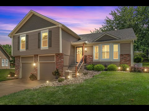 1600 SW Stonecreek Dr, Blue Springs, MO home video tour