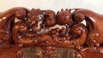 Đánh vecni hoàn thiện bộ Minh Quốc Đào cột 12 đẹp mê ly gỗ hương đá