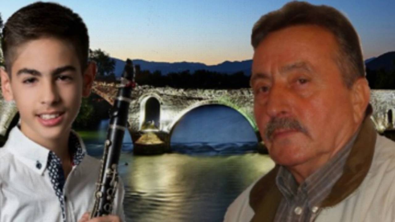 ΔΗΜΗΤΡΗΣ ΣΑΚΚΑΣ ΣΤΟ ΣΤΟΥΝΤΙΟ ΜΕΛΩΔΙΑ