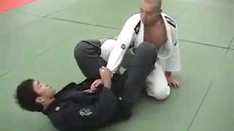 Tripod sweep Mitsuyoshi Hayakawa