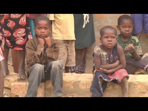 Wideo: Opracowanie Narzędzia Do Pomiaru Opieki Położniczej Skoncentrowanej Na Osobach W Rozwijających Się Warunkach: Walidacja W Wiejskiej I Miejskiej Populacji Kenii