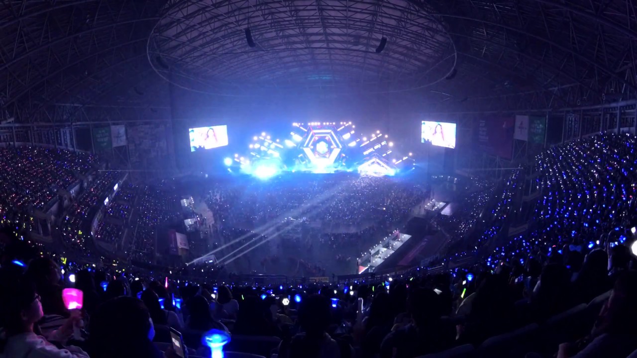 171001 에이핑크 Apink _ 러브 LUV 떼창 Fanchant _ 넓은직캠 Wide FanCam _ 코리아 뮤직 페스티벌 2017