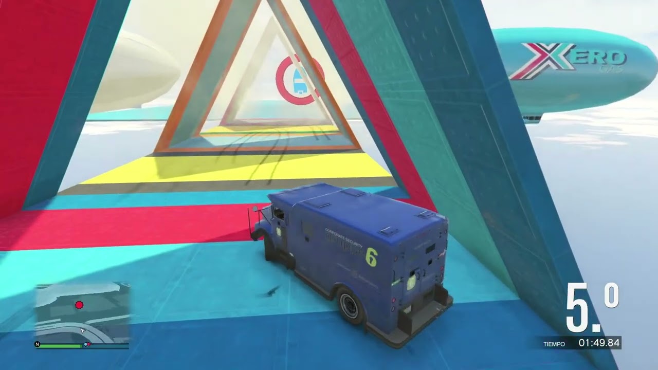 CARA CARA DE TRIANGULOS